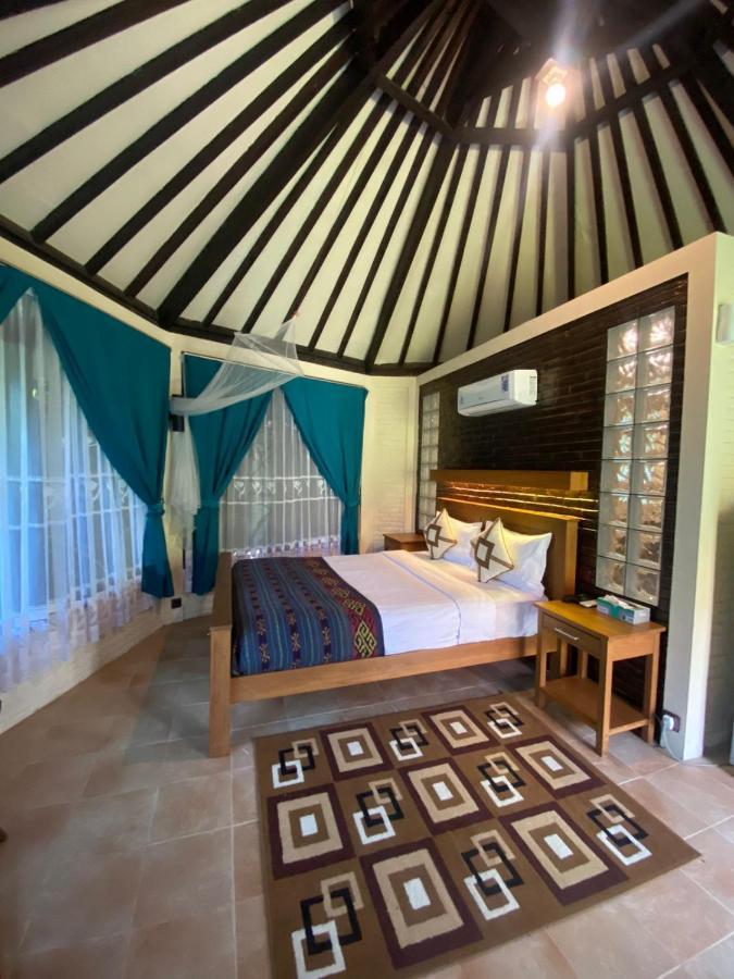 Jepara Marina Beach Bungalows Ngoại thất bức ảnh
